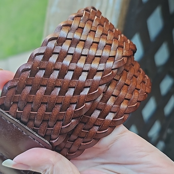 Michael Kors woven leather belt Size Small - Picture 4 of 5